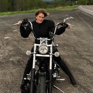 Meet your Posher, Denise